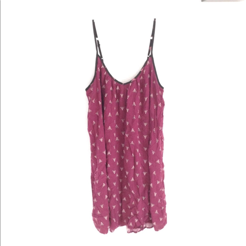 Xhilaration M purple tank dress triangle pattern